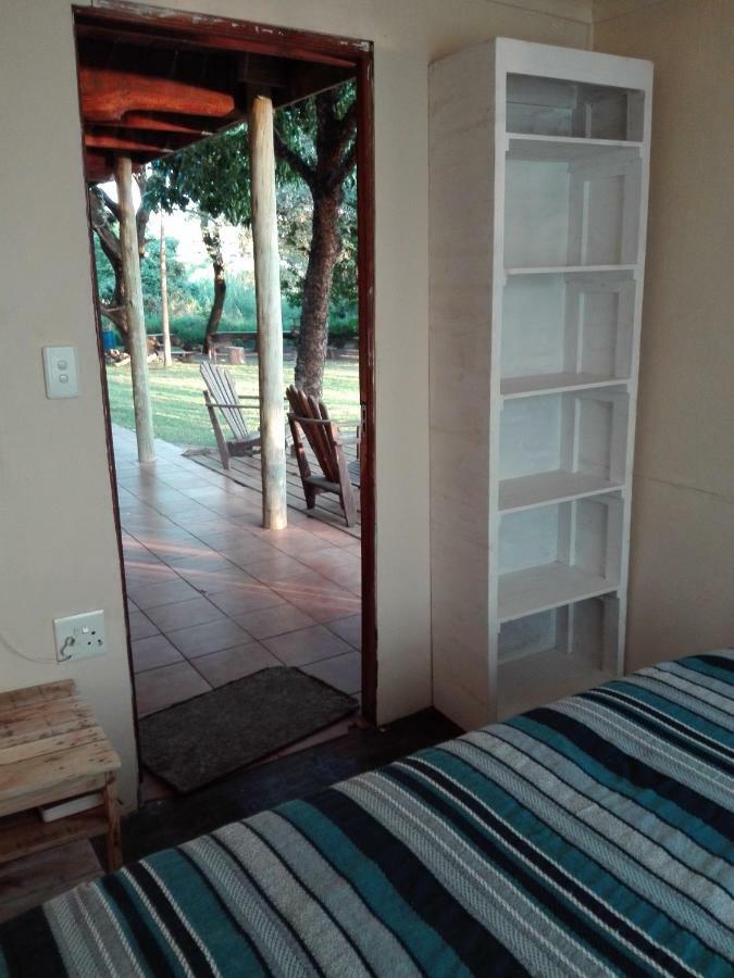 Hippo Retreat & Tiger Fishing Komatipoort Bagian luar foto